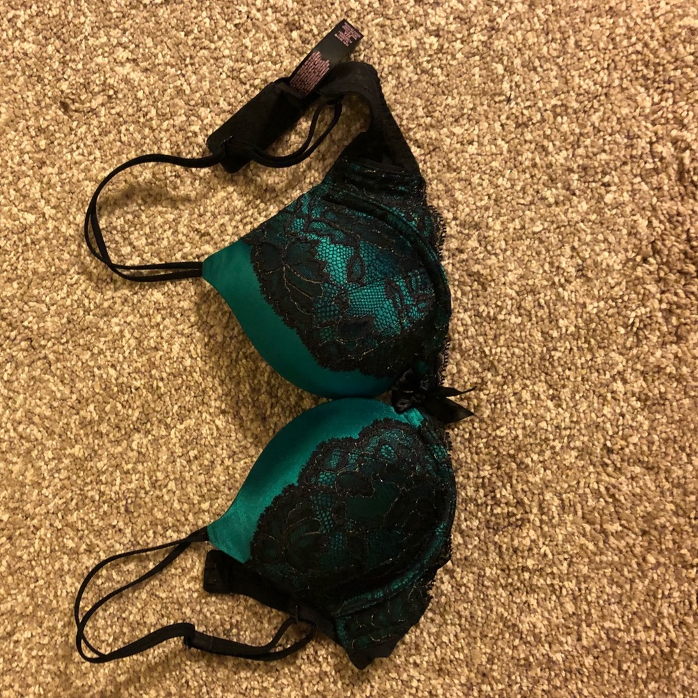 Victoria Secret Push up Bra